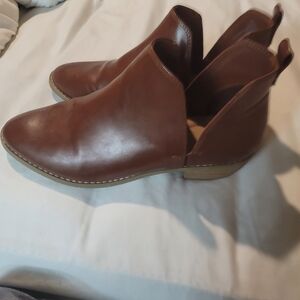 Elegant Brown Ankle Booties